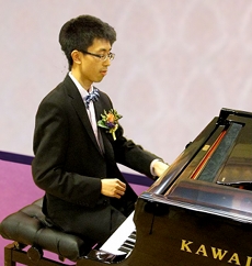 Stanley Wong, Piano